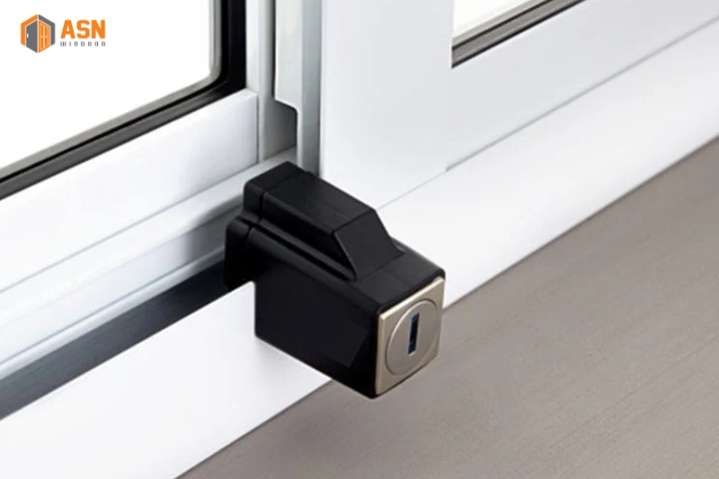Khóa Cửa Sổ Lùa