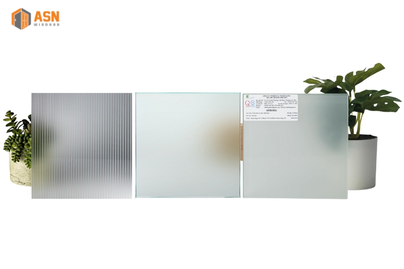 Cửa nhôm Xingfa kính mờ