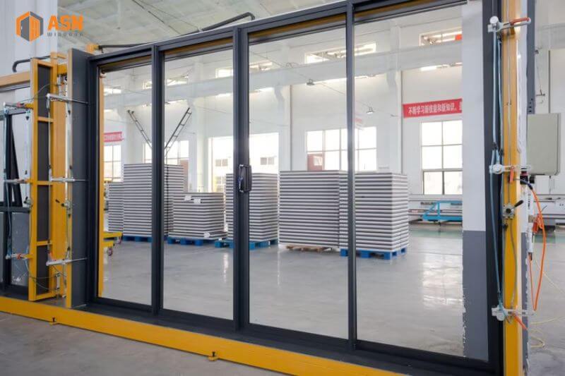 cách trừ cửa đi 4 cánh hệ 55