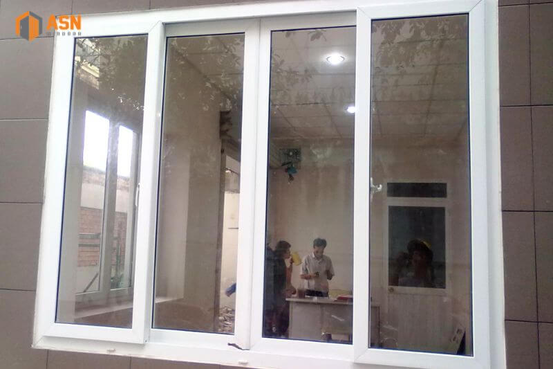 Cửa lùa nhôm cỏ