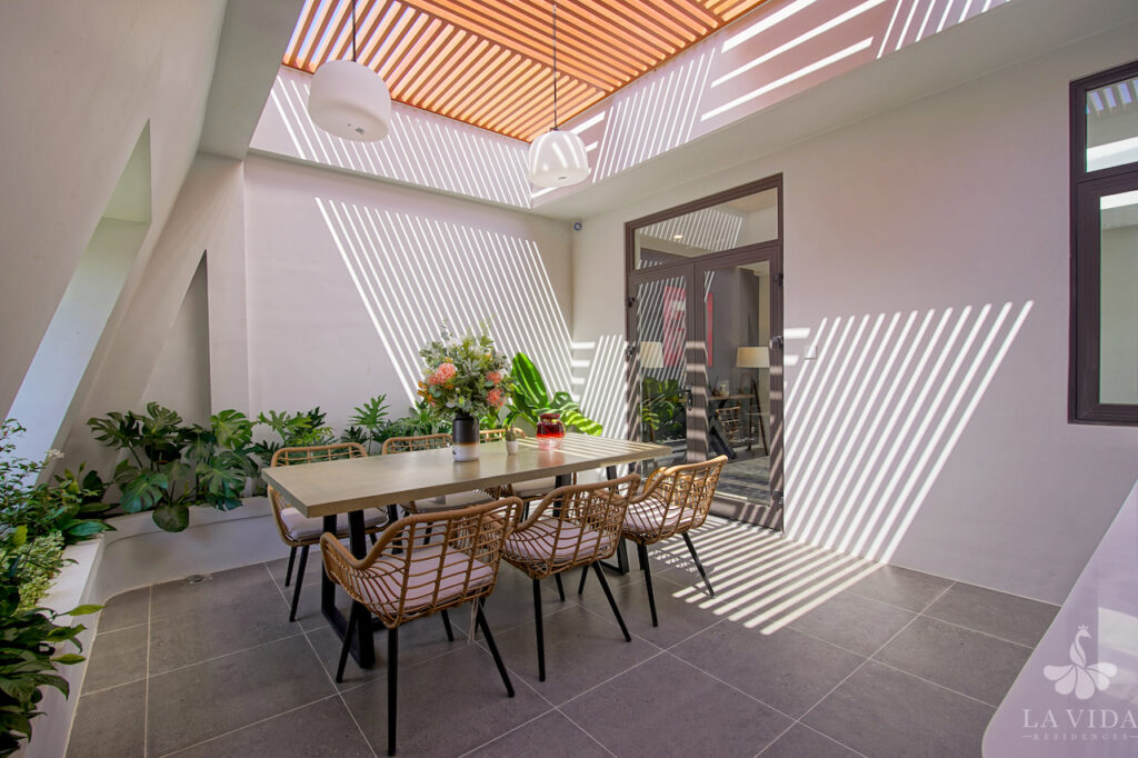La Vida Residences
